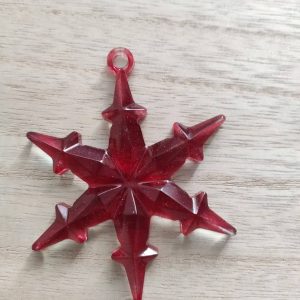 R/grosse étoile rouge cristal