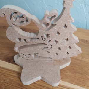 B/Père noël au pied du sapin (medium)