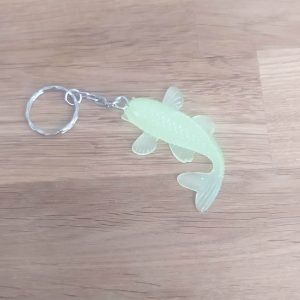 Un porte clés carpe pour un clin d'oeil à la pêche...