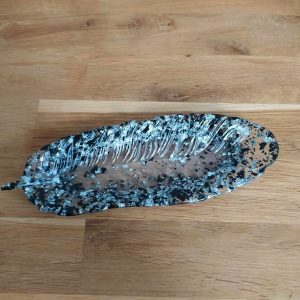 R/vide poche plume feuilles argent feuilles noires