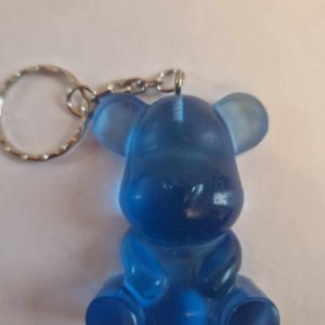 R/porte clés gros ourson assis cristal bleu