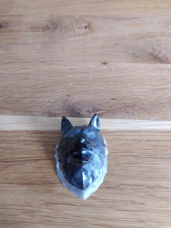 R/tête de loup noir aimant