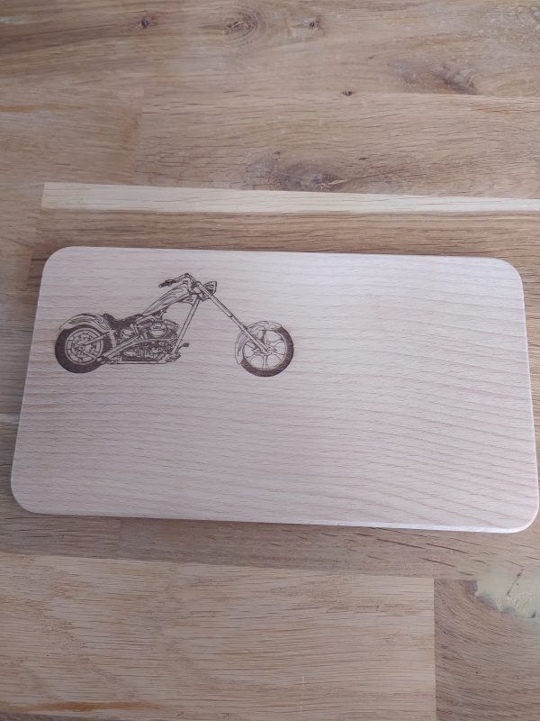 B/planche en bois en hêtre gravée laser (chopper)
