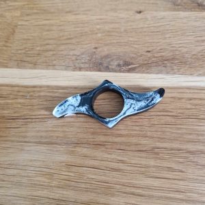R/bague de lecture noir et blanc n° 18