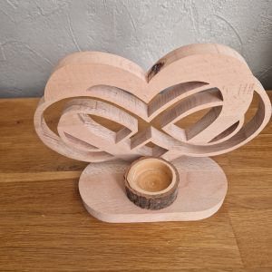 B/Coeur infini chantourné sur socle en hêtre