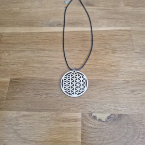 B/Collier fleur de vie découpé laser
