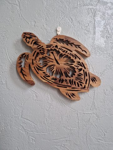 100 € 1 TORTUE ACACIA DE 32X25 CM MURALE OU A POSER