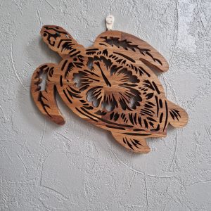 B/tortue chantournée en acacia (décoration à poser ou à accrocher)