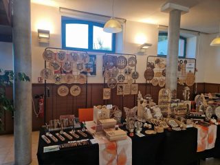 30f7aca4-a3b2-4da1-804c-9e9436c5db3c