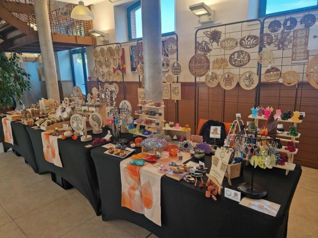 f978c557-4ef5-4e06-98e4-f85cc2db70f8