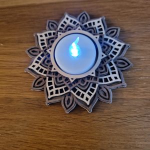 B/sous verre mandala découpés laser 2 tons de bois