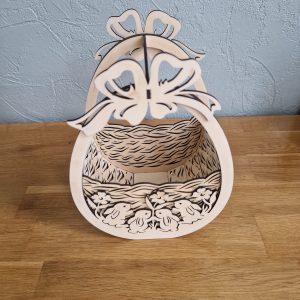 B/panier en forme d'oeuf découpé laser