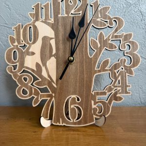 B/horloge gravée et découpée laser oiseaux n° 5