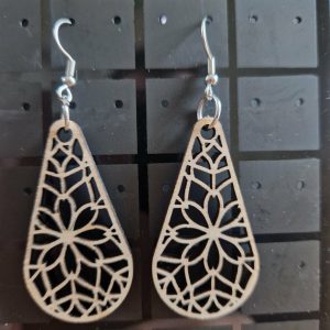B/boucles d'oreilles découpées laser n° 9
