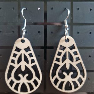 B/boucles d'oreilles découpées laser n° 16