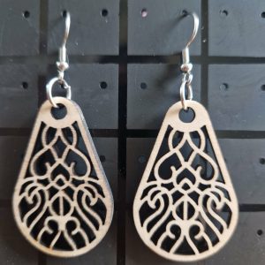 B/boucles d'oreilles découpées laser n° 15
