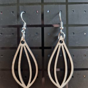 B/boucles d'oreilles découpées laser n° 10