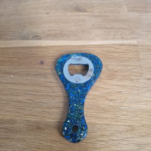 R/Décapsuleur forme quille feuilles bleues feuilles or n° 10