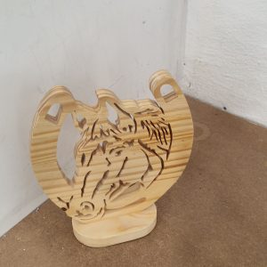 B/fer à cheval chantourné