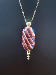 COLLIER PENDULE MULTICOLORE 30 € (2)