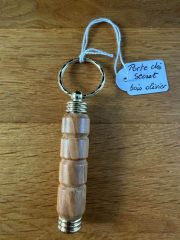 PORTE CLES SECRET STRIE BOIS OLIVIER 20 €